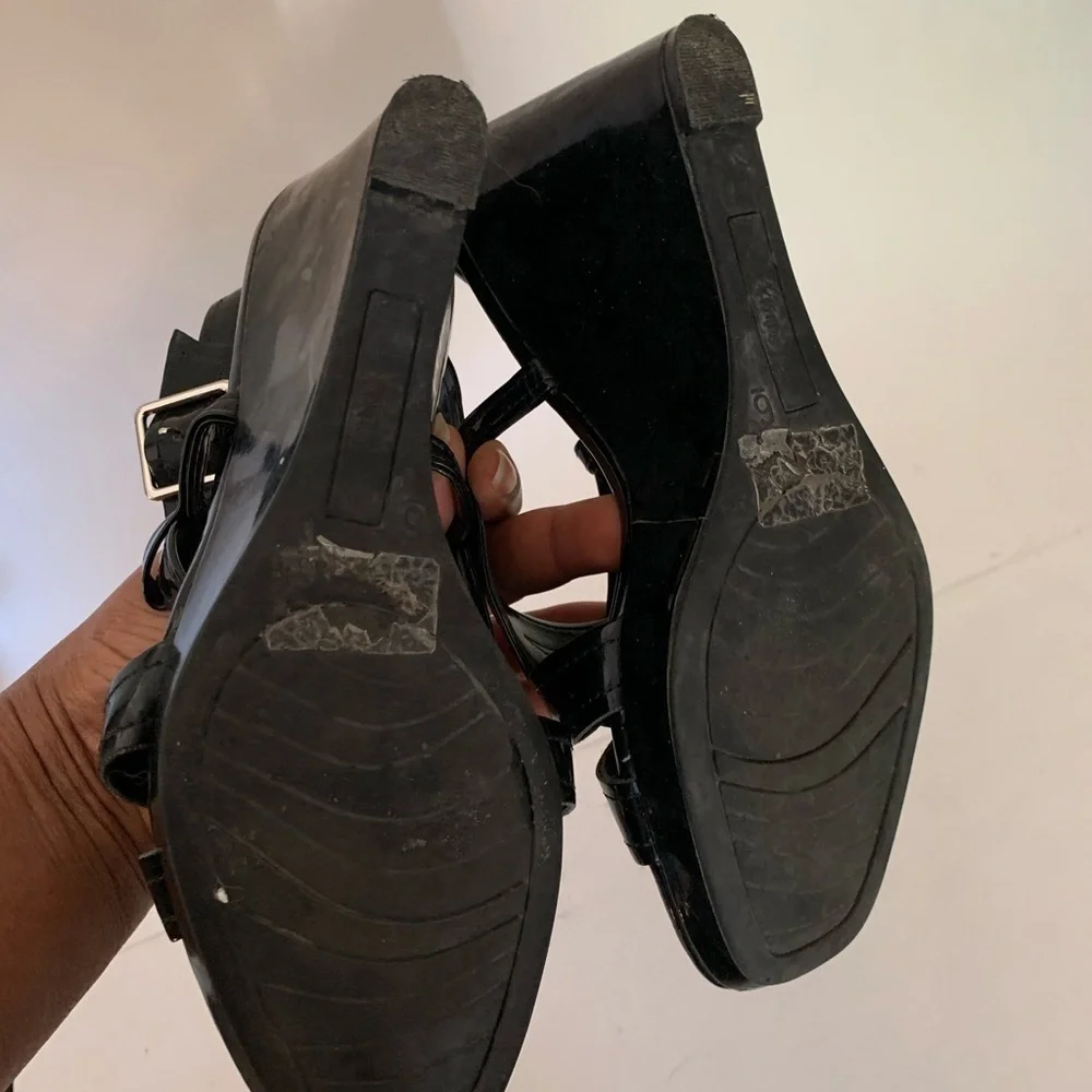 Fioni black strappy wedge shoes heels